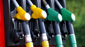 Антимонопольщики подсчитали, на сколько подскочили цены на бензин 