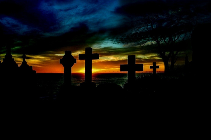 Фальшивое кладбище героев на острове Русский спровоцировало скандал