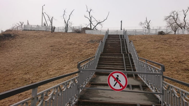 Главная видовая площадка Владивостока закрыта