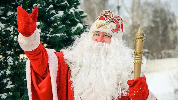 В Чите оштрафовали Деда Мороза за провоз детей