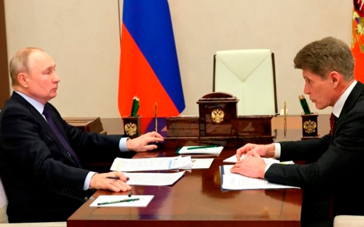 Владимир Путин провёл рабочую встречу с Олегом Кожемяко