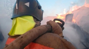 На стройплощадке нового ЖК во Владивостоке вспыхнул пожар 