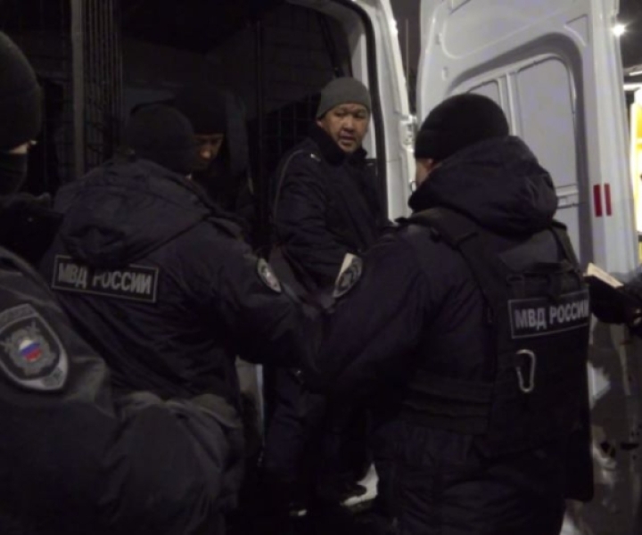 За январь в Приморском крае мигранты нарушили закон более тысячи раз