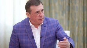 Губернатор Сахалина пообещал не сносить дома 