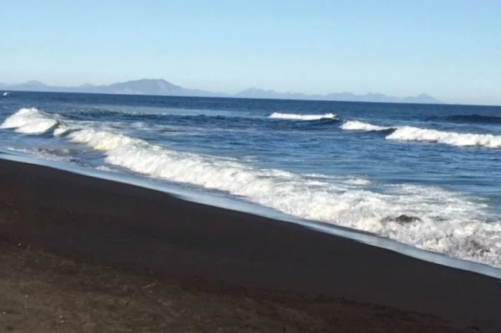 Двое моряков пропали в Беринговом море