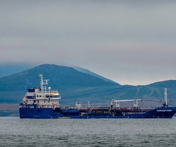На Сахалине произошёл разлив нефти