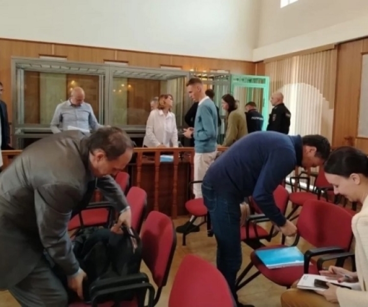 Экс-прокурора Приморья оставили в СИЗО
