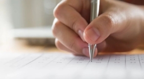 ИИ пишет работы студентам