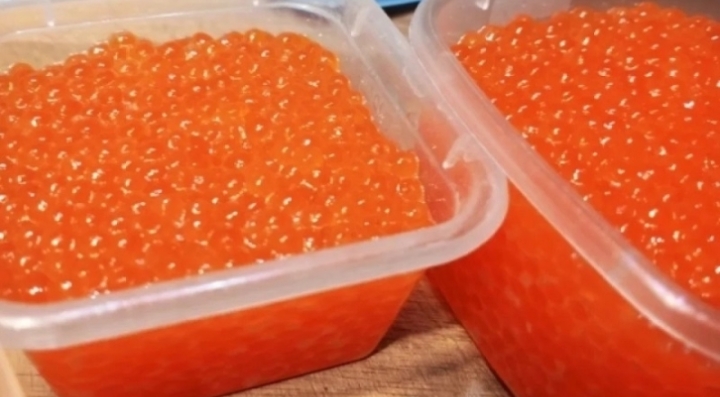  Красную икру с опасными микробами обнаружили на Камчатке