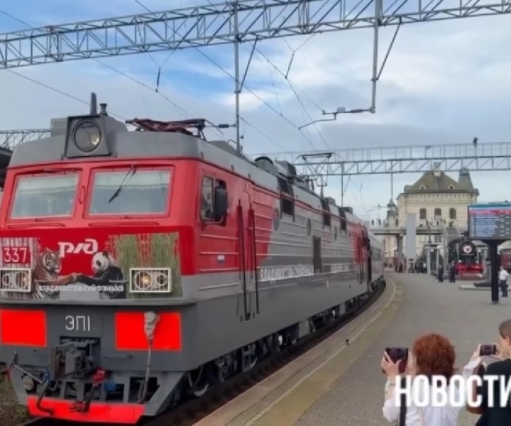 Пассажирский поезд запущен в КНР Пассажирский поезд запущен в КНР