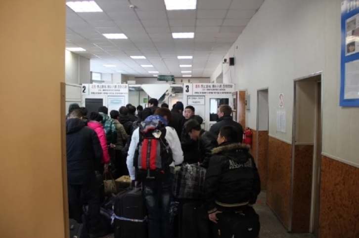 Китай вводит новый контроль габаритов багажа на пограничном переходе Китай вводит новый контроль габаритов багажа на пограничном переходе